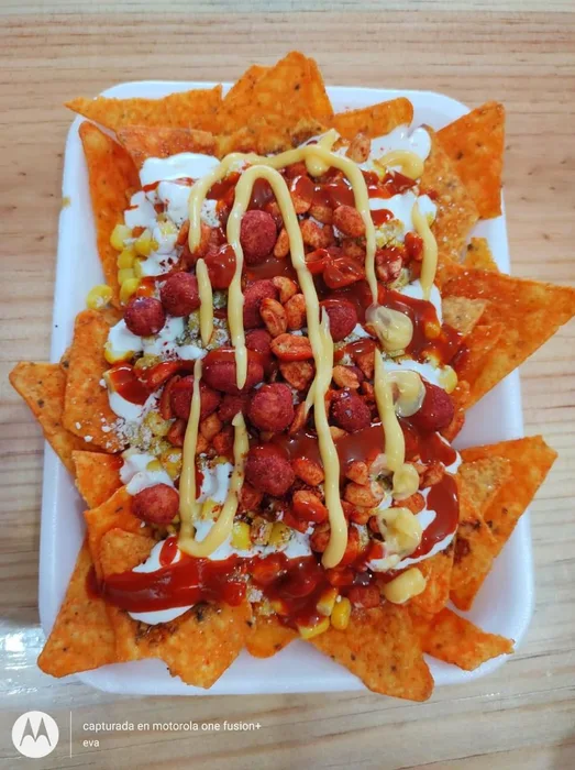 Antojitos y botanas de La Michoacana San Dionisio del Mar Oaxaca — dorielotes, nachos, hamburguesas y quesadillas del Istmo de Tehuantepec