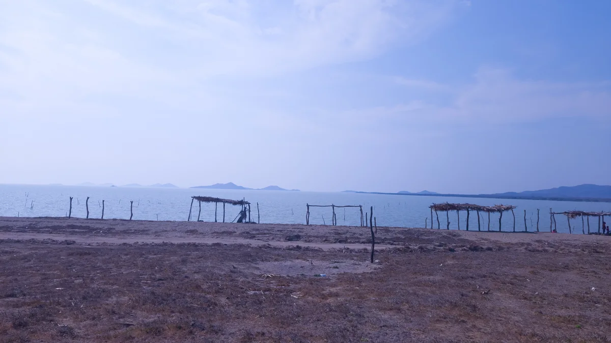 Laguna Superior Mar Muerto en San Dionisio del Mar, Oaxaca — playas del Istmo de Tehuantepec